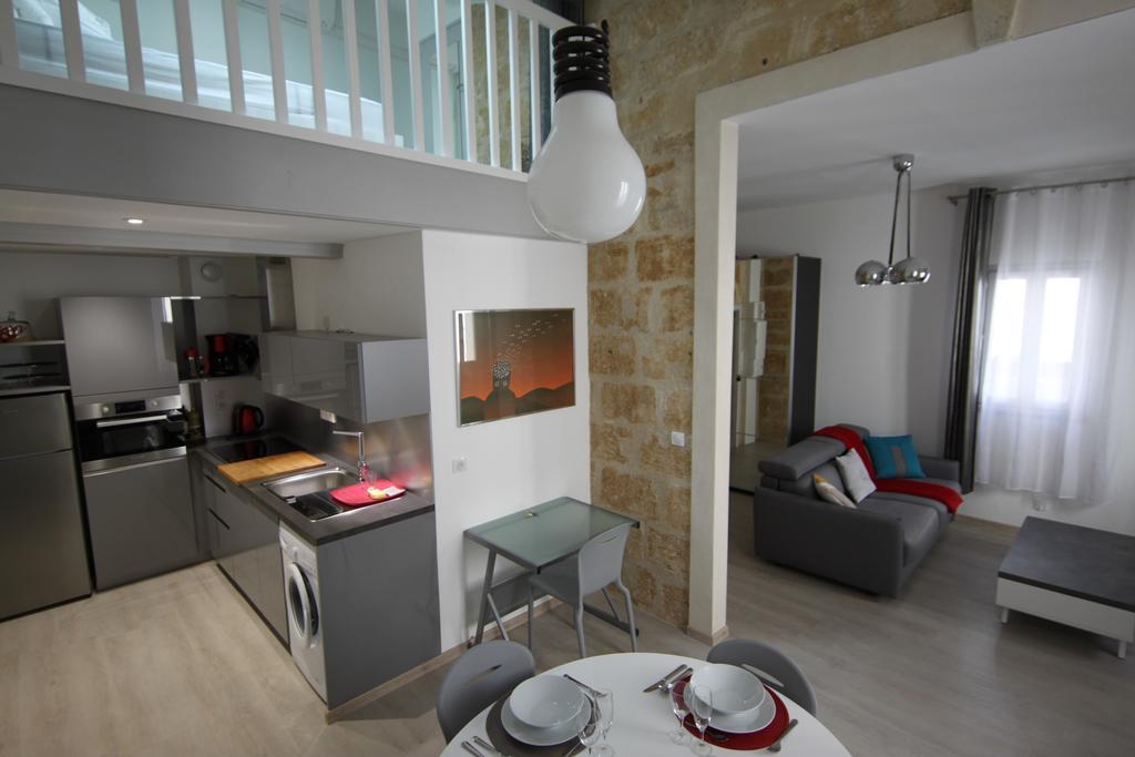 Apartament Montcalm Climatise En Plein Ecusson Montpellier Zewnętrze zdjęcie